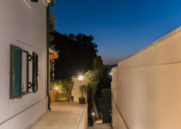 Myronis Villa Corfu Town