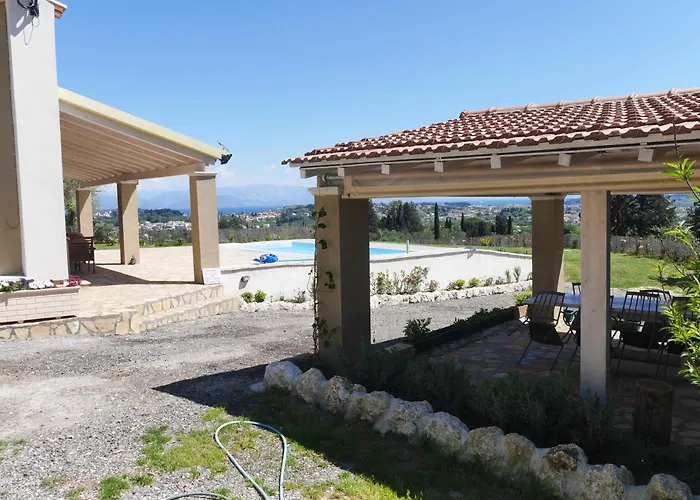 Private Villa Maothis